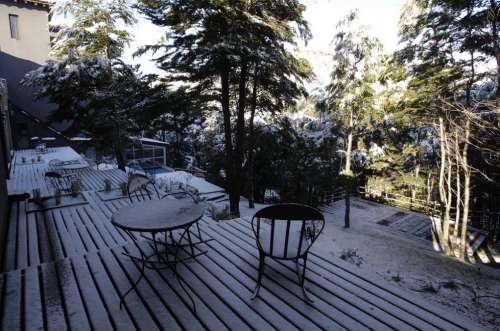 Deck con nieve