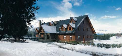 Vista del Hotel nevado