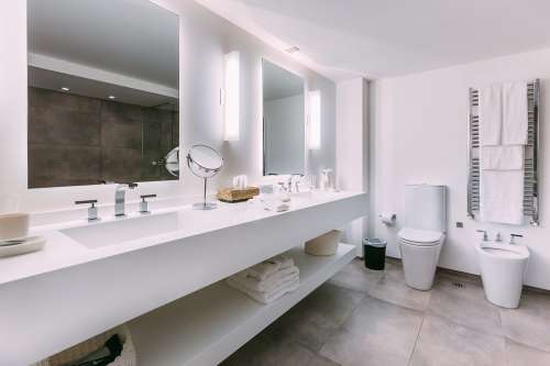 Baño Studio Suite